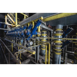 sistem pompa di sebuah industri